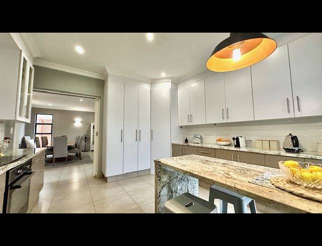 5 BEDROOM PROPERTY TO RENT IN WATERKLOOF RIDGE